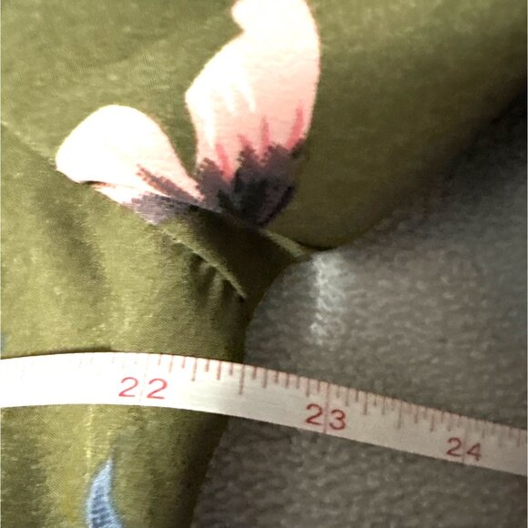 Green Floral Button-Down Dress With Long Sleeves & Elastic Waist 1X Indulge Styl - Picture 6 of 7